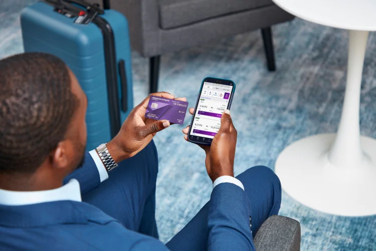 UK vs US Credit Cards: Why American Reward Programs Outperform British Ones in 2025